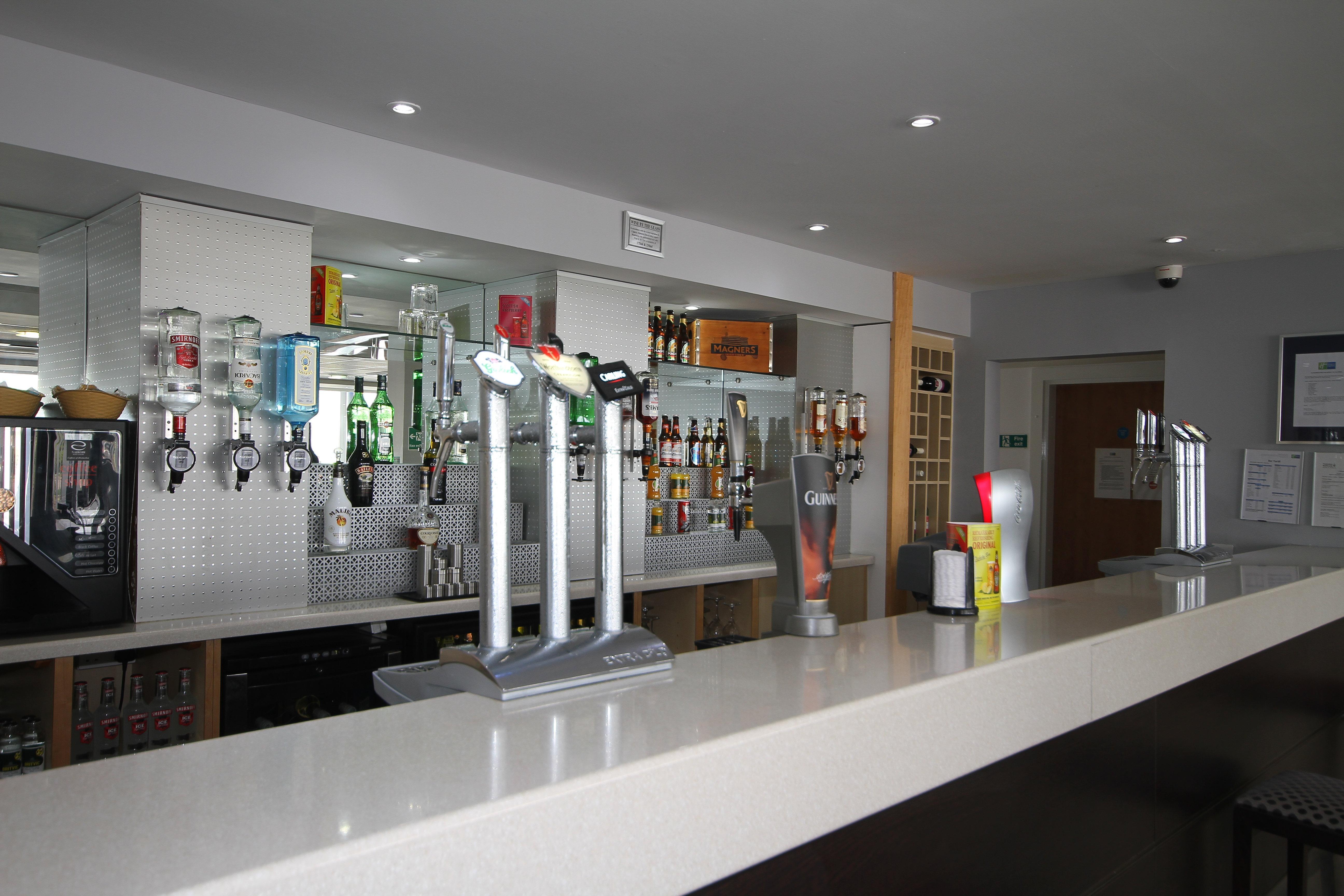 Holiday Inn Express Nuneaton By Ihg Exterior foto